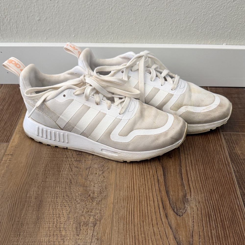 adidas White Low-Top Sneakers Womens size 8